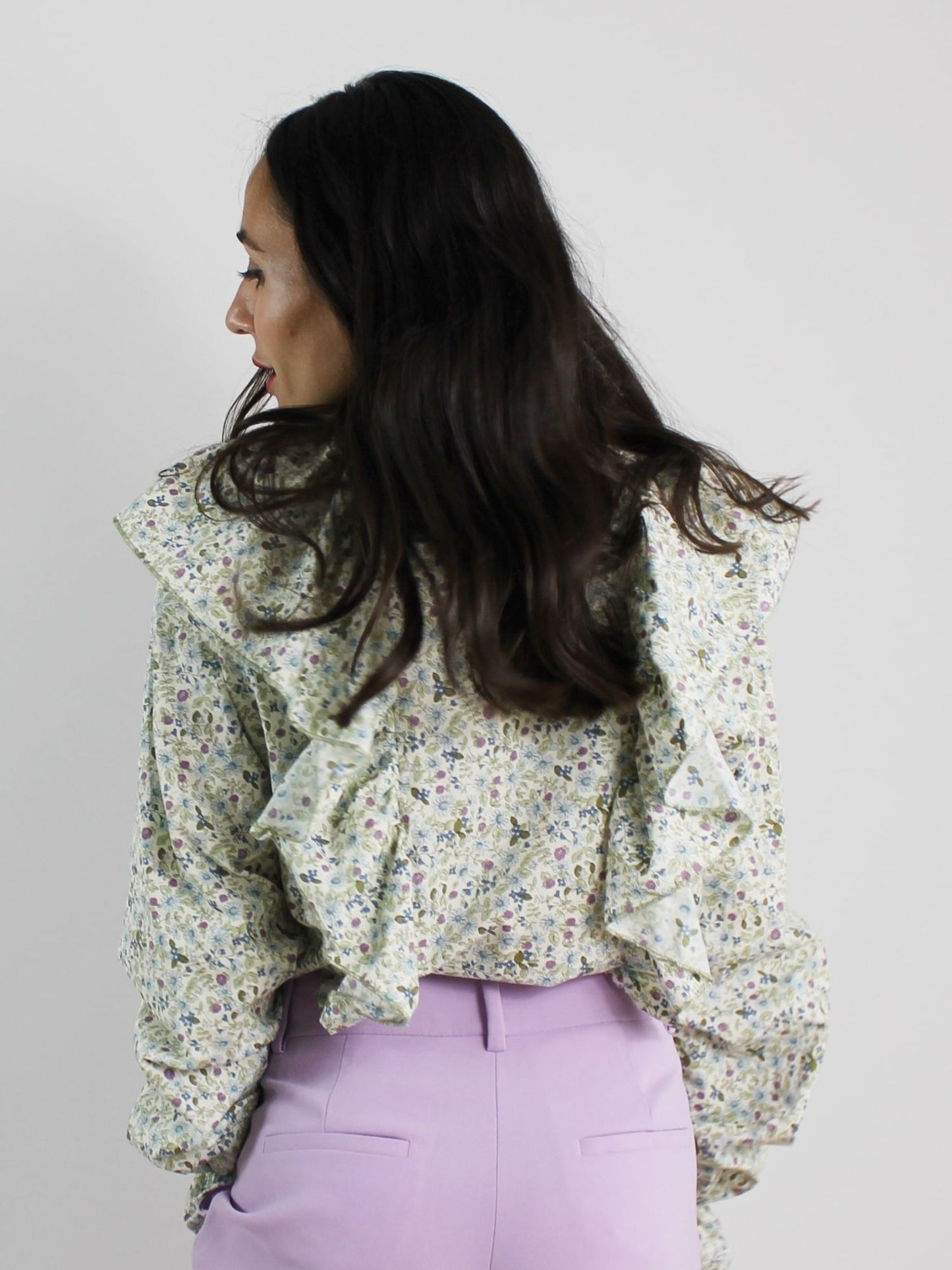 Camisa flores escote reversible