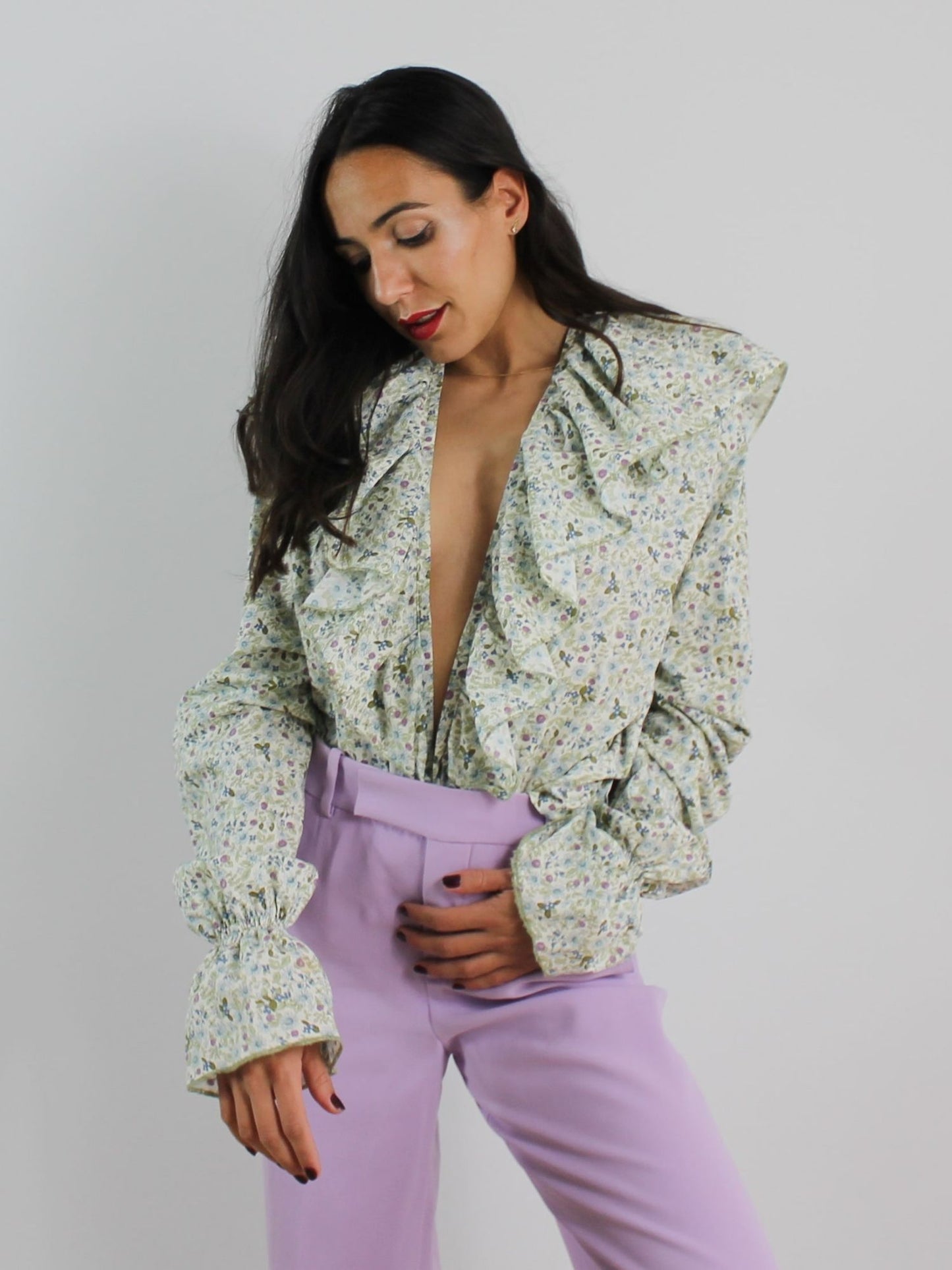 Camisa flores escote reversible